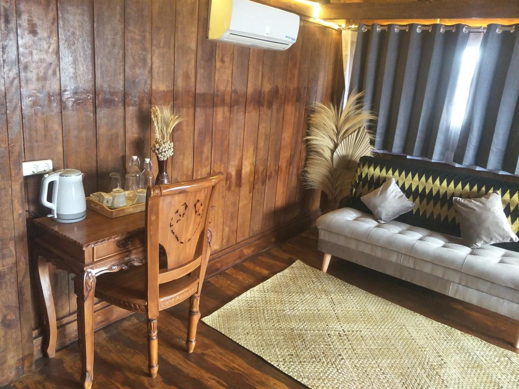 Bujak Permai Villa Matahari Lombok Ntb Praya Εξωτερικό φωτογραφία